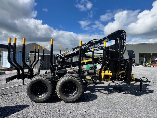 Remorque Kesla 124HD et Grue 324